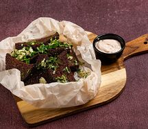 Гренки чесночные