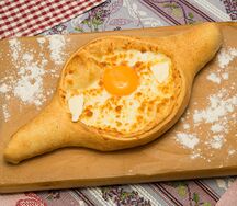 Хачапури по-аджарски
