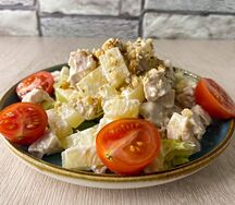 Салат Курица с ананасами