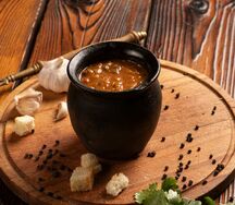 Красное Лобио в глиняном горшочке