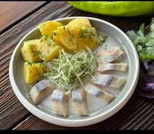 Селедочка с картофелем 