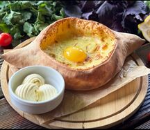 Хачапури по-аджарски