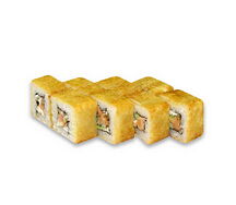 Жареный ролл с лососем