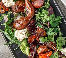 Салат с бараньими язычками и адыгейским сыром
