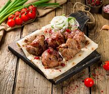 Шашлык из cвинoй шеи