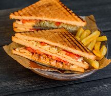 Клаб-сэндвич со свининой