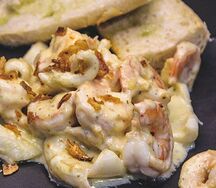 Креветки в сливочно-сырном соусе