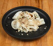 Кальмар в сливочно-сырном соусе