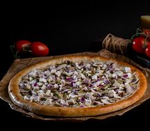 Фирменная пицца Нежная курочка