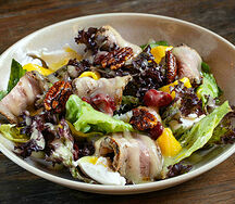 Салат с уткой и вишней