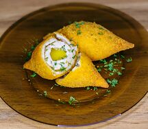 Котлета по-киевски с маслом