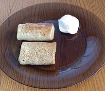 Блинчик с творогом и изюмом