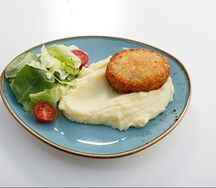Куриная котлетка с картофельным пюре