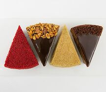 Набор тортиков из 4 кусков №2 - Красный Бархат, Сникерс, Медовик, Прага