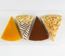 Набор тортиков из 4 кусков №1 - Чизкейк Манго-маракуйя, Птичье молоко, Эстерхази, Наполеон