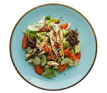 Салат с кисло-сладким соусом