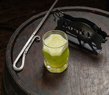 Сок яблочный свежевыжатый