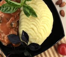 Пюре с гуляшом