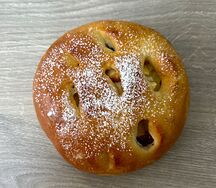 Булочки с яблоком
