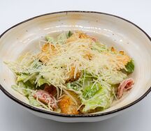 Салат с мясом птицы