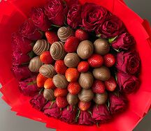 Букет с красными розами