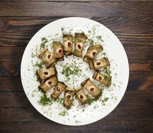 Рулетики из баклажана с сырной начинкой