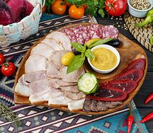 Мясная тарелка