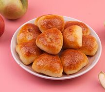 Фуршетные сладкие пирожки с яблоком