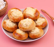 Фуршетные сладкие ватрушки с творогом