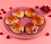 Пирожки постные сладкие печёные с вишней