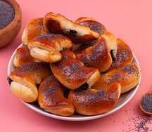 Фуршетные сладкие рогалики с маком