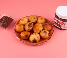 Фуршетные сладкие пончики с нутеллой