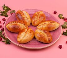 Пирожки сладкие с вишней