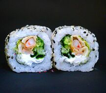 Акита Маки