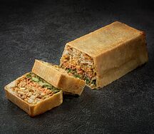 Кулебяка с икорным соусом