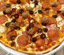 Пицца фирменная Счастливый кот