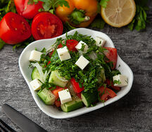 Овощной салат с сыром