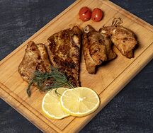 Шашлык из морского окуня с лимоном и черри