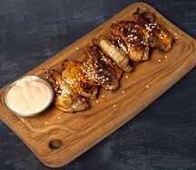 Куриные крылья в соусе BBQ