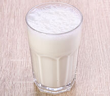 Ванильный молочный коктейль