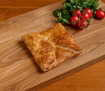 Хачапури слоеный с сыром