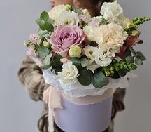 Цветы в коробке