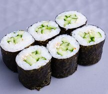 Ролл с огурцом