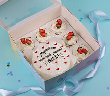 Бенто-торт с капкейками Мужчине, который може Всё!