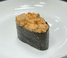 Острые гунканы с тунцом