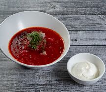 Борщ со сметаной