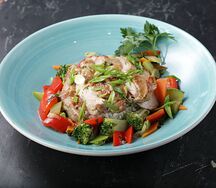 Куриное филе с рисом и овощами