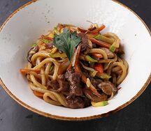 Удон со свининой