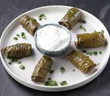 Долма в винoградных листьях