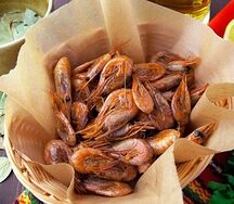 Вареные креветки